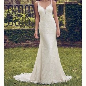 Maggie Sottero Never Worn Wedding Dress